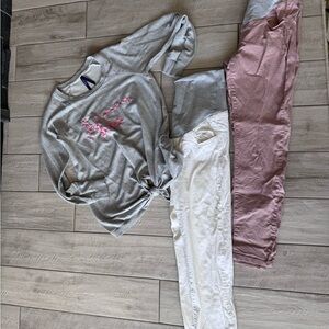 Maternity bundle; pants and sweater